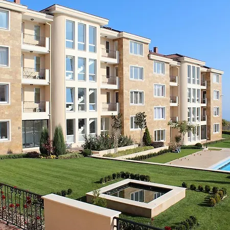 Aparthotel Apartments Atia