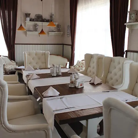 Aparthotel Apartments Atia 3*
