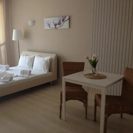 Aparthotel Apartments Atia 3*